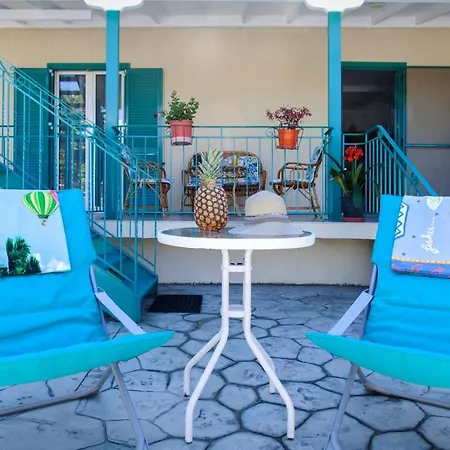 Holiday home Agapanthus House