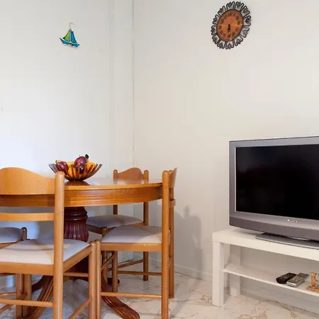 Holiday home Agapanthus House *